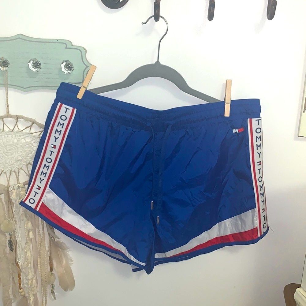Tommy Hilfiger Sport Womens M Nylon Colorblock Windbreaker Run Shorts Tape Logo